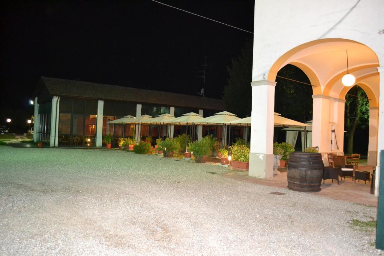 Hotel Riviera Ristorante La Briciola Novellara Exterior photo